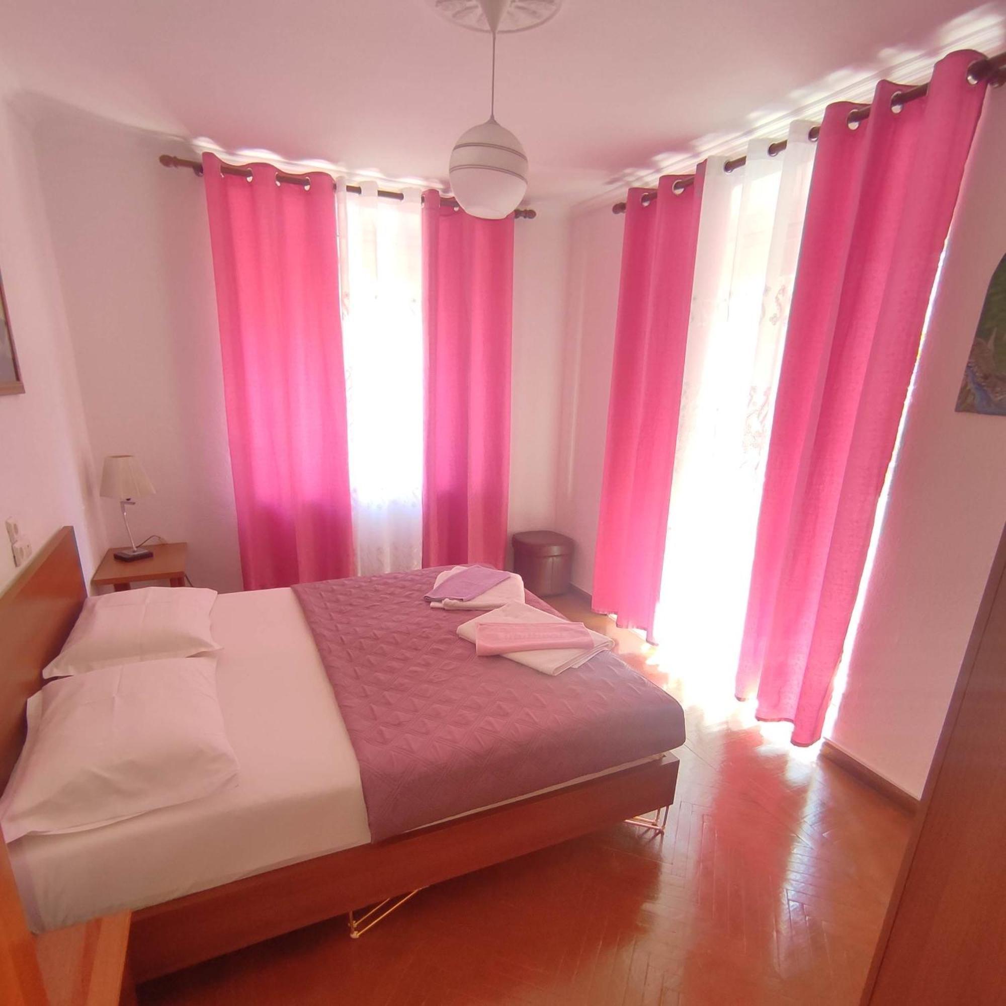 Rias Apartment Саранда Экстерьер фото